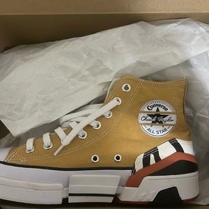 Converse Platform mustard and orange